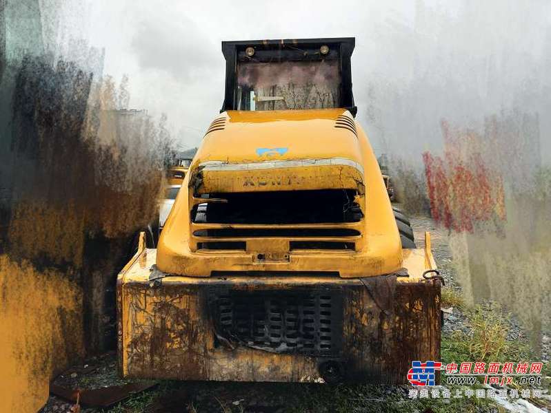 贵州出售转让二手8000小时2010年厦工XG6204M单钢轮压路机
