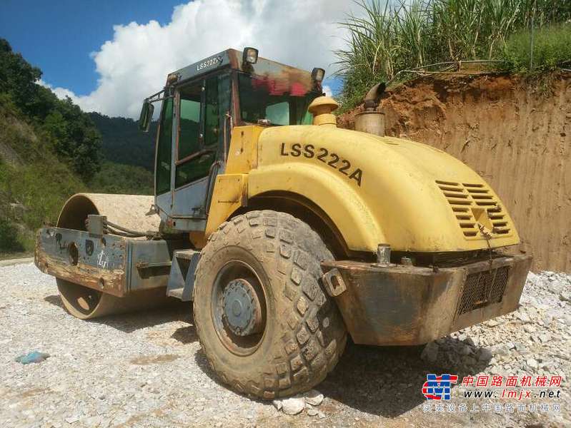 云南出售转让二手4231小时2005年洛建LSS218A单钢轮压路机