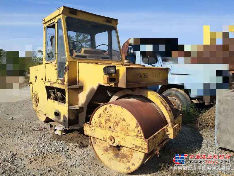 甘肃出售转让二手10000小时2005年洛建2Y8X10B双钢轮压路机