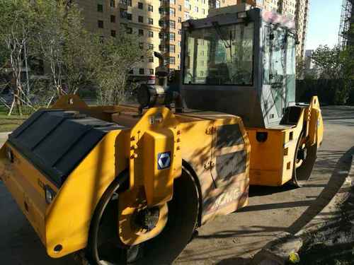 黑龙江出售转让二手3000小时2011年徐工XD131双钢轮压路机