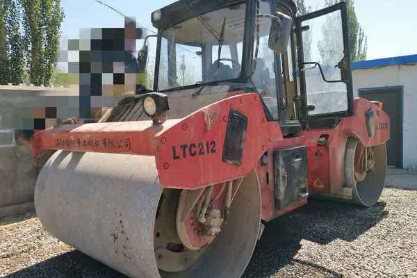 甘肃出售转让二手5000小时2011年洛阳路通LTC212双钢轮压路机