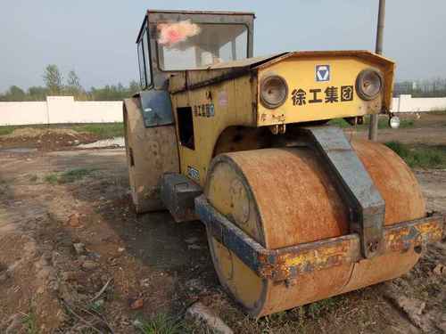 江苏出售转让二手20000小时2005年徐工3Y18三轮压路机