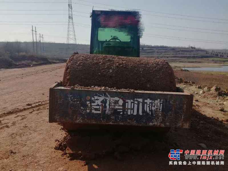 河南出售转让二手3000小时2008年洛阳路通LT220B单钢轮压路机