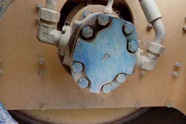 云南出售转让二手2150小时2007年柳工CLG622单钢轮压路机