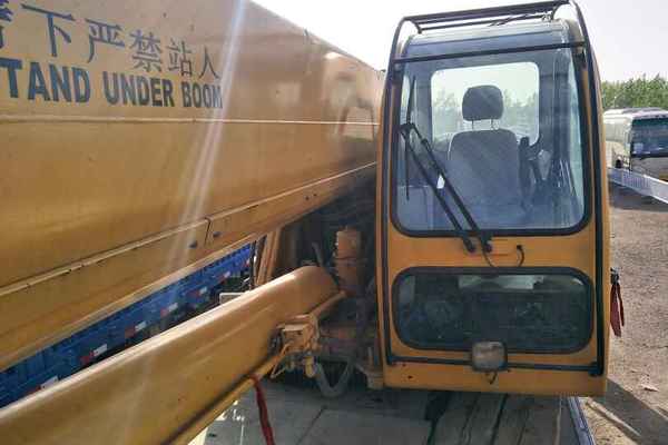 辽宁出售转让二手5000小时2011年徐工QY30K5汽车起重机