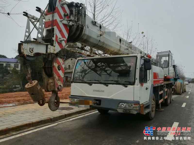湖南出售转让二手4000小时2011年中联重科QY20H431汽车起重机