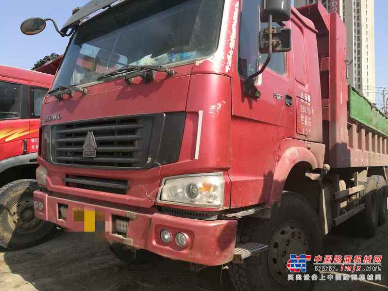 吉林出售转让二手2010年中国重汽豪沃ZZ3257N3847D1自卸车