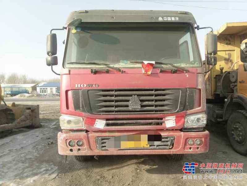 黑龙江出售转让二手2011年中国重汽豪沃ZZ3257N5247自卸车