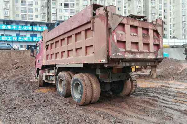 湖南出售转让二手2013年陕汽奥龙SX3255DR354自卸车