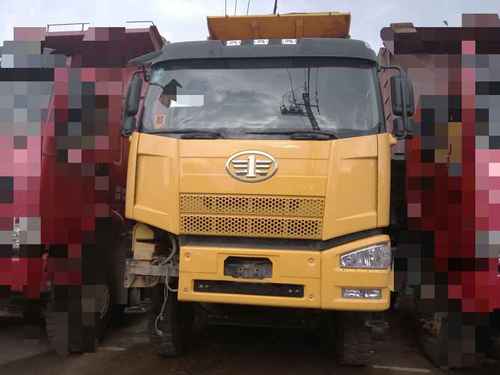 云南出售转让二手2014年中国重汽豪泺ZZ3257N3847C自卸车