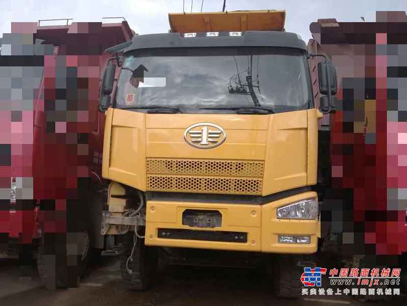 云南出售转让二手2014年中国重汽豪泺ZZ3257N3847C自卸车