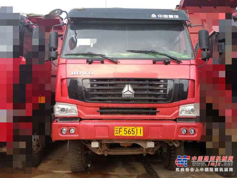 云南出售转让二手2014年中国重汽豪泺ZZ3257N3847C自卸车