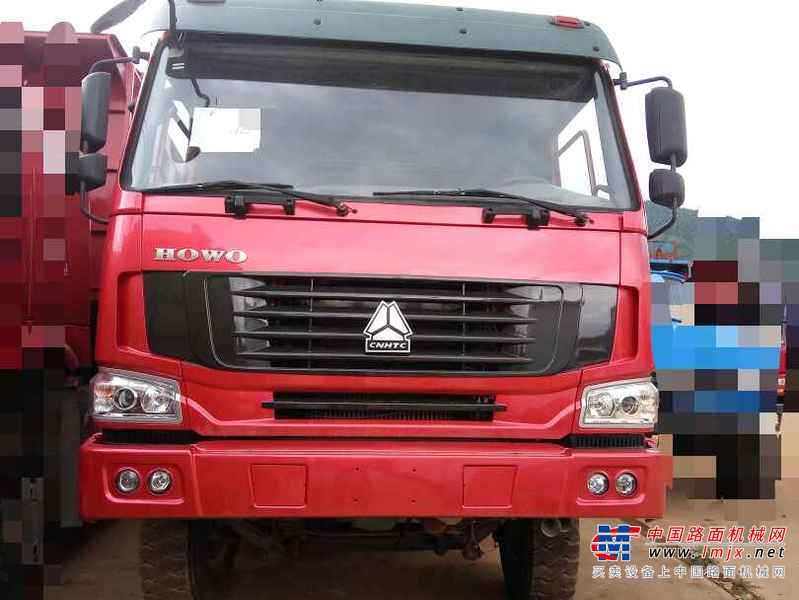 云南出售转让二手2012年中国重汽豪泺ZZ3327N3847D自卸车