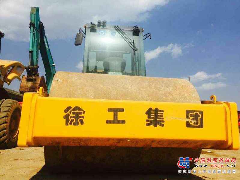 云南出售转让二手3000小时2013年徐工XS222J单钢轮压路机