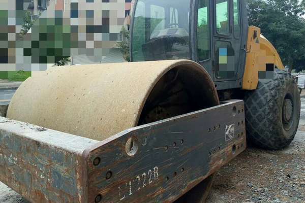 辽宁出售转让二手7500小时2006年洛建YZ220单钢轮压路机