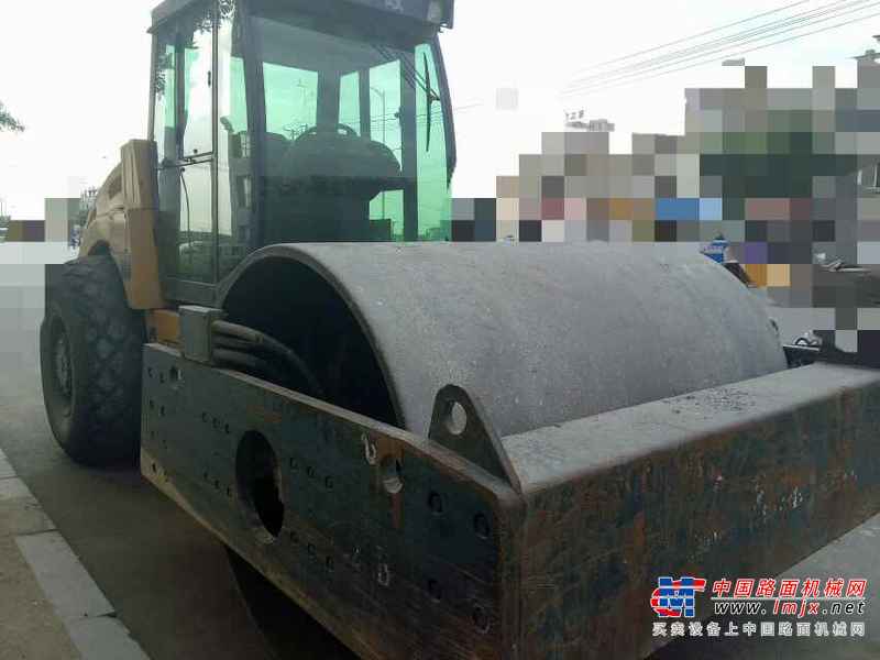 辽宁出售转让二手8000小时2009年洛阳路通LT220B单钢轮压路机