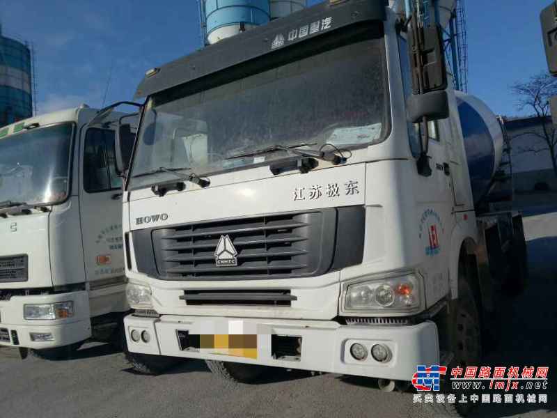 辽宁出售转让二手2010年中国重汽豪沃ZZ5257GJBN3647N1搅拌运输车