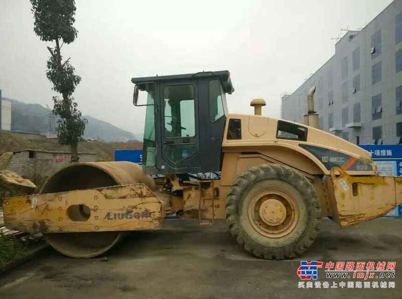 湖北出售转让二手5000小时2012年柳工CLG620C单钢轮压路机