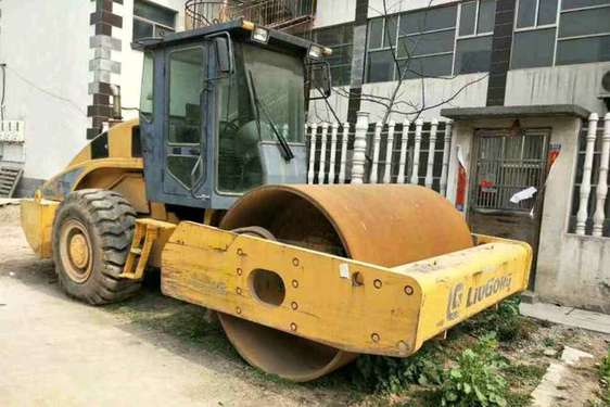 辽宁出售转让二手2600小时2012年柳工CLG614单钢轮压路机
