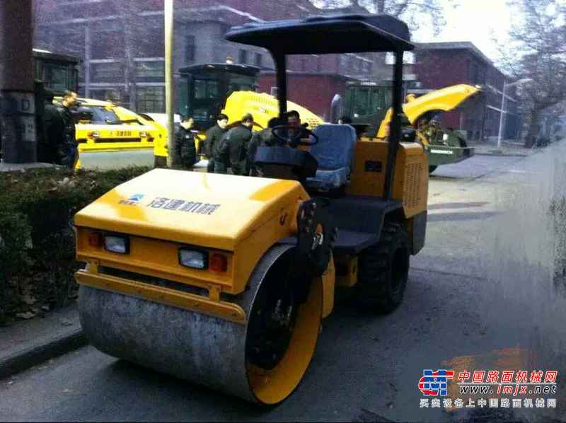 湖南出售转让二手10小时2016年洛建LSS2301单钢轮压路机