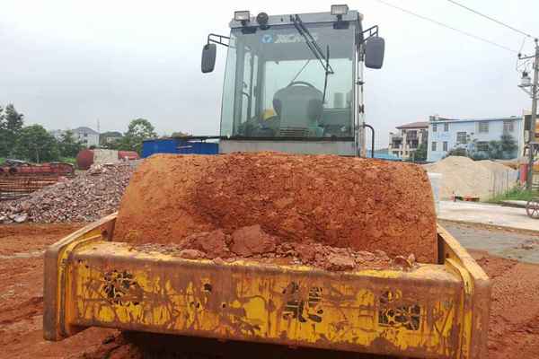 江西出售转让二手3000小时2011年徐工XSM220单钢轮压路机