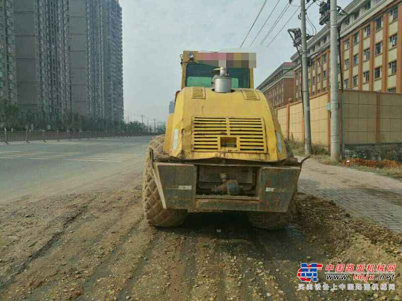 江西出售转让二手8000小时2008年洛阳路通LT220S单钢轮压路机
