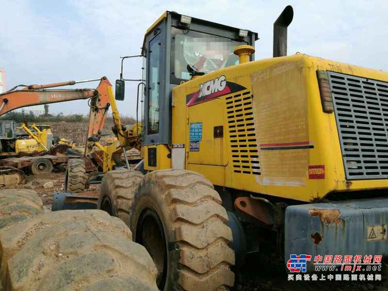 江西出售转让二手8600小时2010年徐工GR165平地机