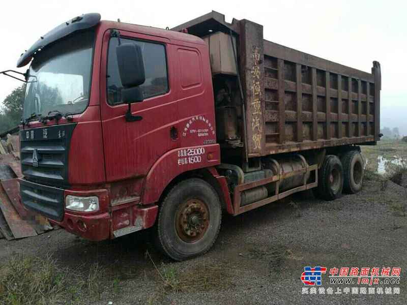 江西出售转让二手2010年中国重汽豪运ZZ5255GJBN3845C自卸车