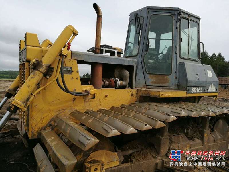 黑龙江出售转让二手5000小时2004年山推SD16L推土机