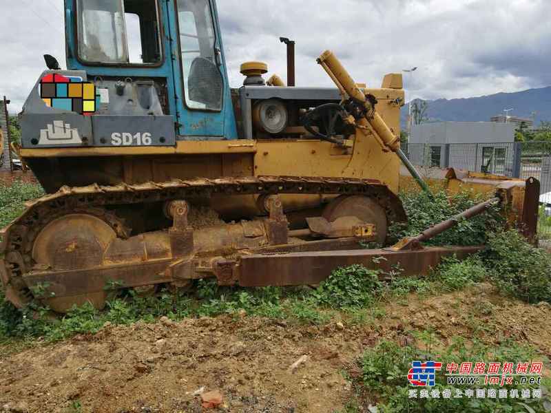 云南出售转让二手6752小时2005年山推SD16推土机