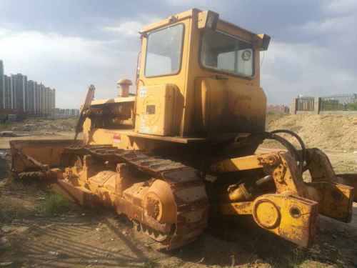 内蒙古出售转让二手3000小时2005年宣工T140推土机