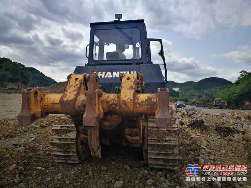 贵州出售转让二手8634小时2010年山推SD22推土机