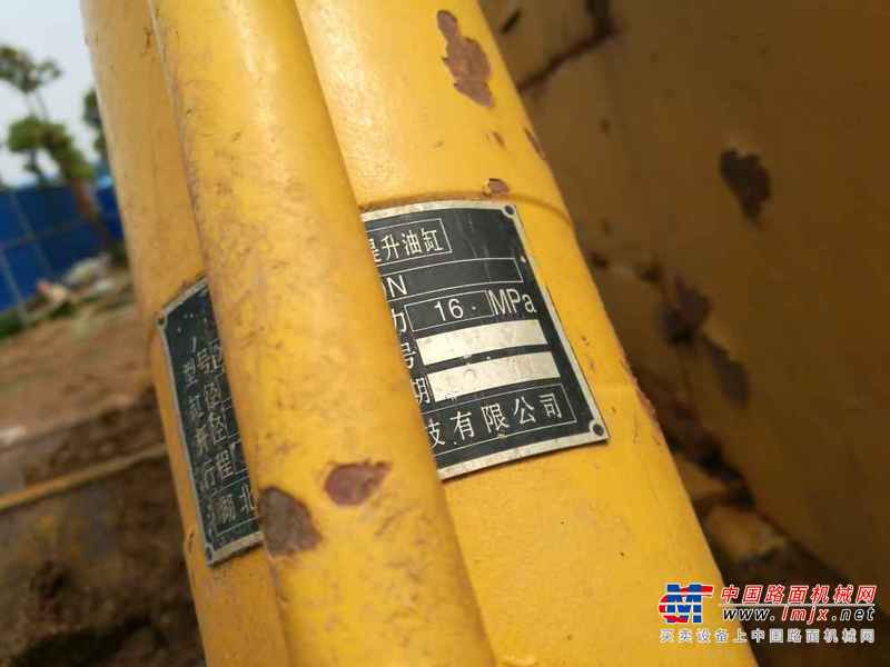 湖北出售转让二手5600小时2012年东方红CB1002推土机