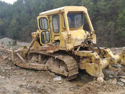 湖北出售转让二手8000小时2004年黄河T220A推土机