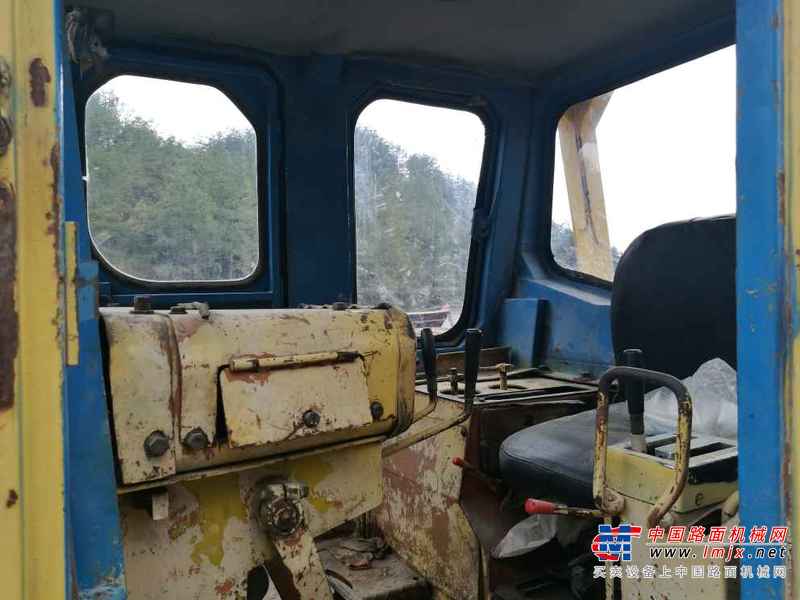 湖北出售转让二手8000小时2004年黄河T220A推土机