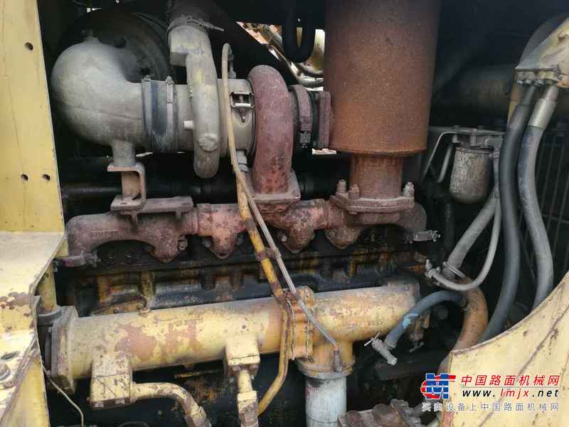 湖北出售转让二手8000小时2004年黄河T220A推土机