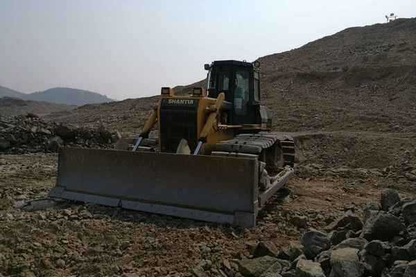 安徽出售转让二手6000小时2013年山推SD16TL推土机
