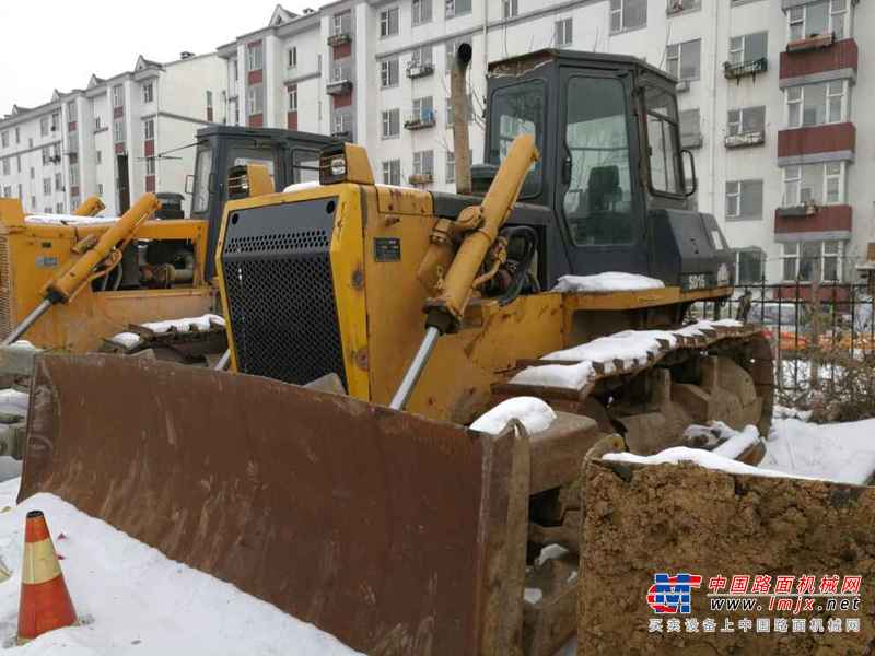 吉林出售转让二手8000小时2004年山推SD16推土机