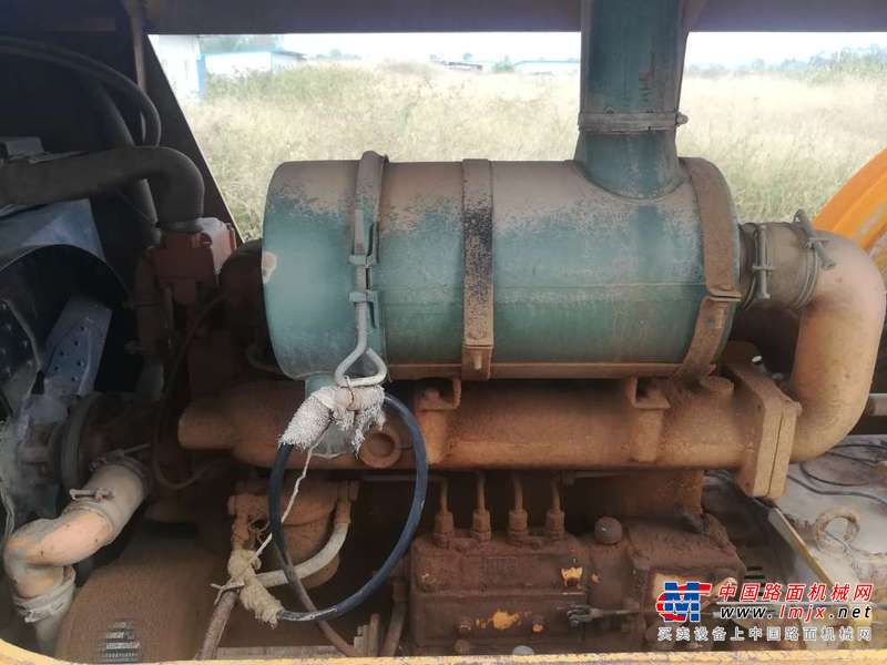 陕西出售转让二手2000小时2006年洛建3Y18X21三轮压路机