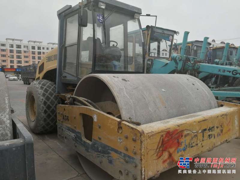 内蒙古出售转让二手10000小时2008年厦工XG6201单钢轮压路机