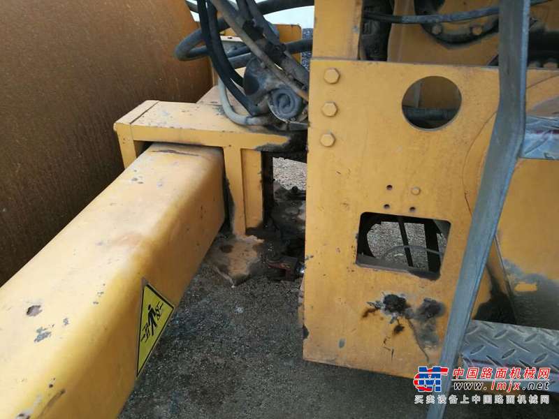 黑龙江出售转让二手1000小时2006年洛建YZ16B单钢轮压路机