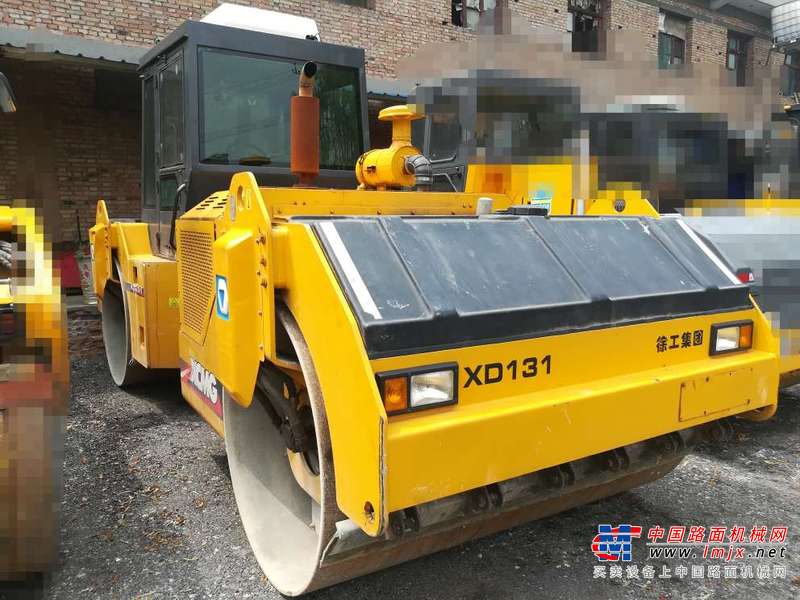 陕西出售转让二手3000小时2009年徐工XD131双钢轮压路机
