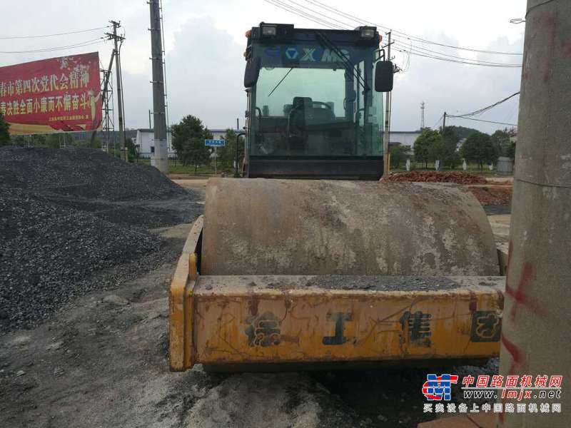 江西出售转让二手1500小时2015年徐工XS223J单钢轮压路机