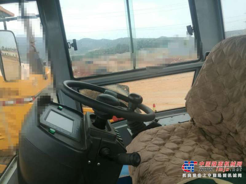 云南出售转让二手3528小时2014年中大YZ362单钢轮压路机