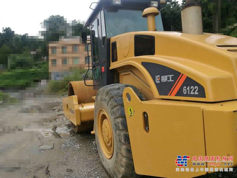 云南出售转让二手5610小时2010年柳工CLG622单钢轮压路机