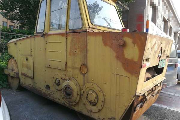 辽宁出售转让二手10000小时2005年徐工2YJ8三轮压路机