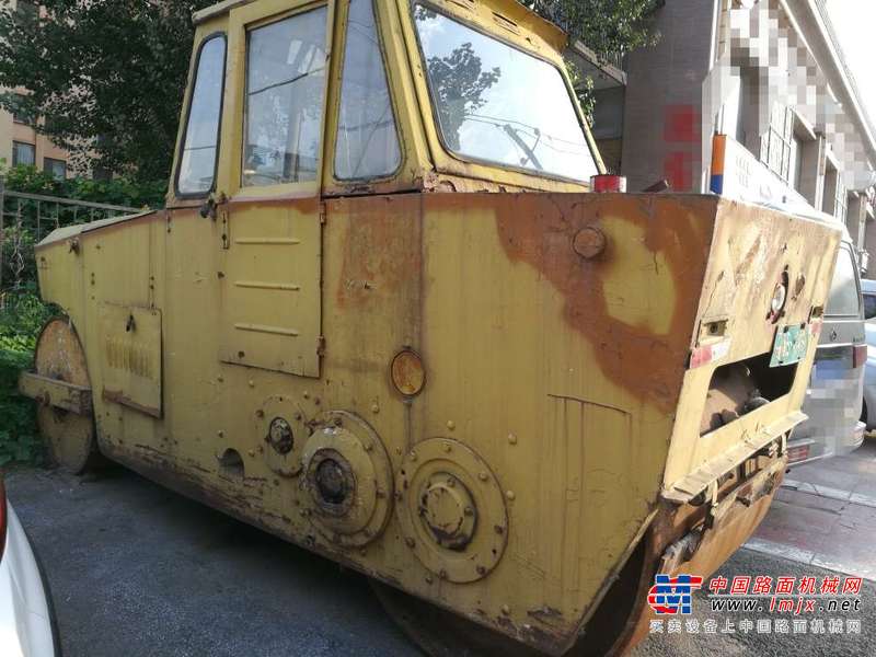 辽宁出售转让二手10000小时2005年徐工2YJ8三轮压路机