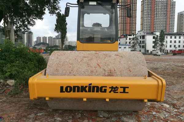 江西出售转让二手5000小时2011年龙工LG520B单钢轮压路机
