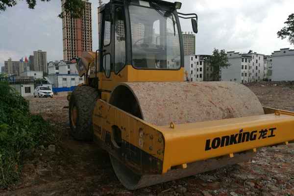 江西出售转让二手5000小时2011年龙工LG520B单钢轮压路机