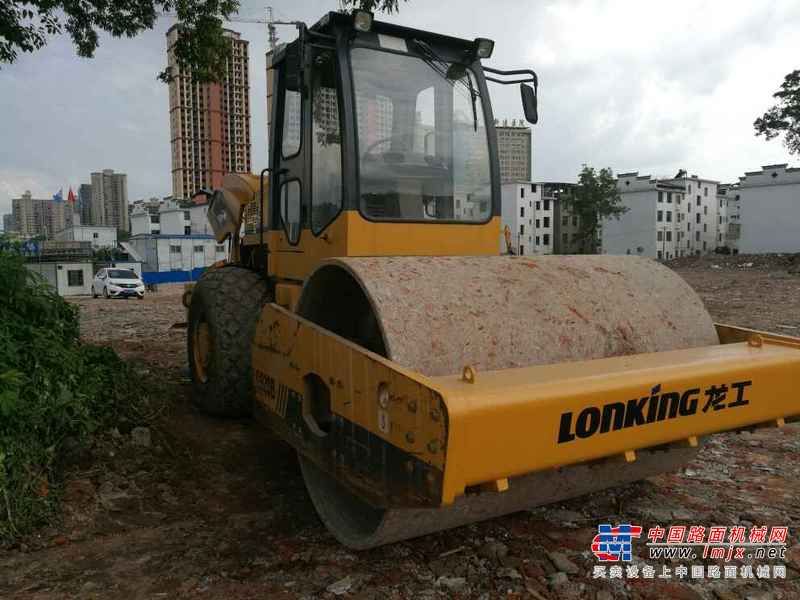 江西出售转让二手5000小时2011年龙工LG520B单钢轮压路机